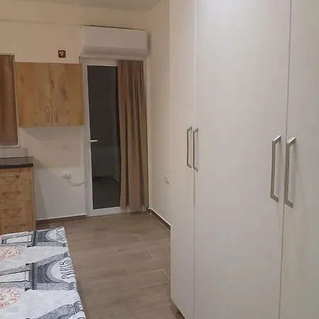 Denis Apartment