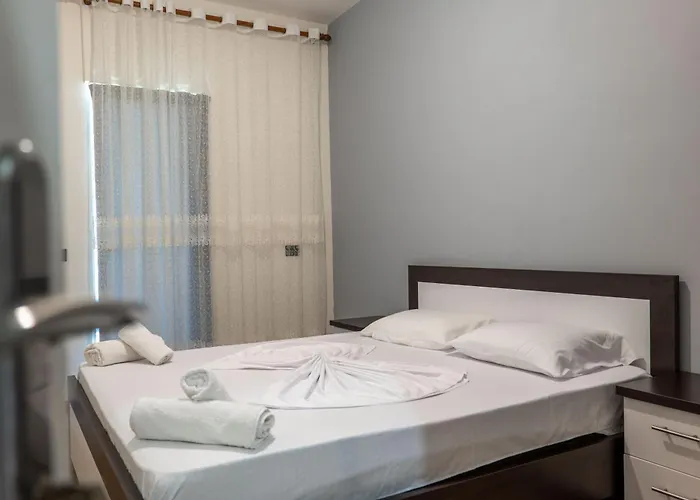 Apartament Denis Saranda