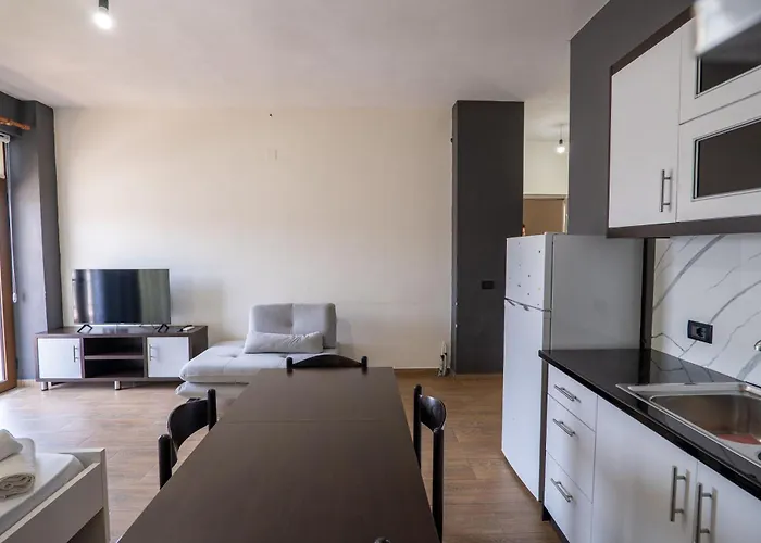 Apartament Denis *